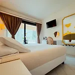 Hotel President - Vintage In Centro
