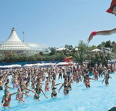 President - Vintage In Centro 4*