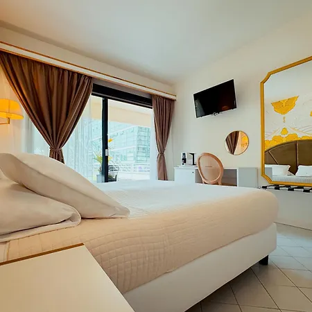 Hotel President - Vintage In Centro