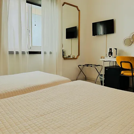 Hotel President - Vintage In Centro Riccione