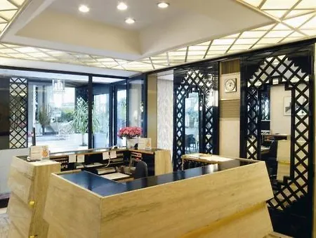 President - Vintage In Centro