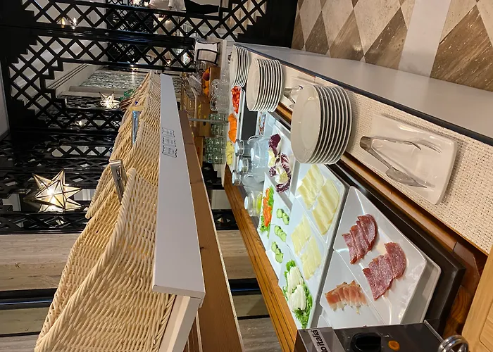 President - Vintage In Centro Hotel 4*