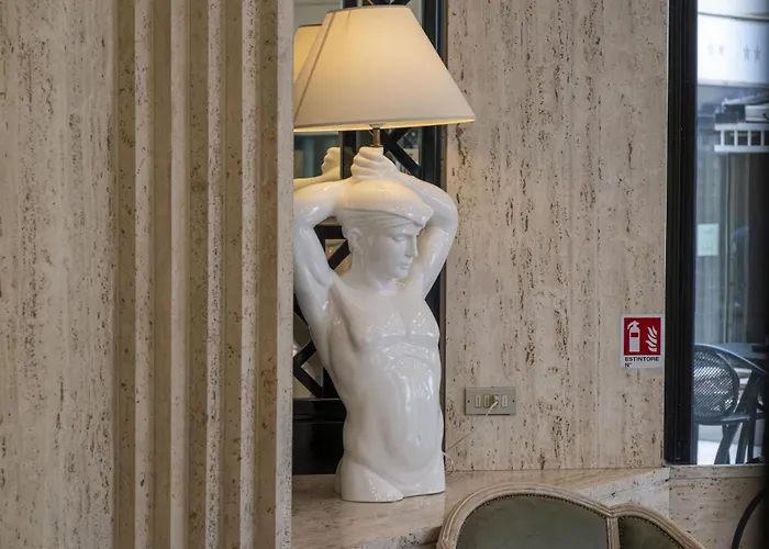 President - Vintage In Centro 4*