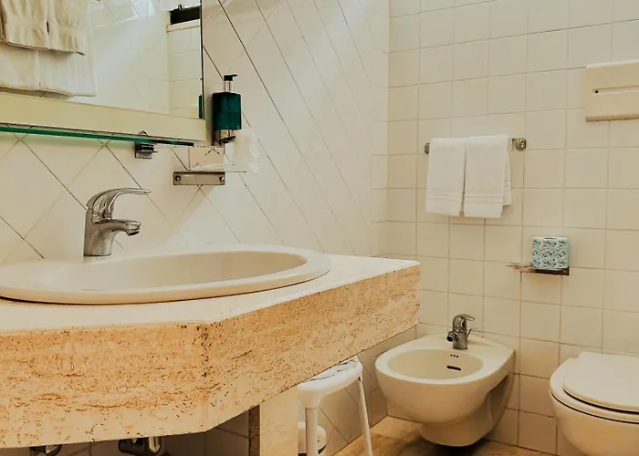 Hotel President - Vintage In Centro