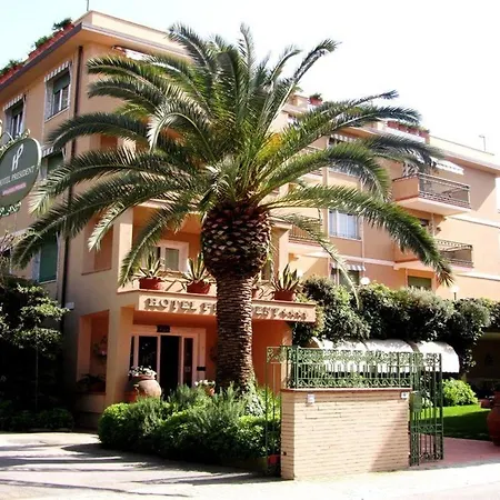 President - Vintage In Centro 4*