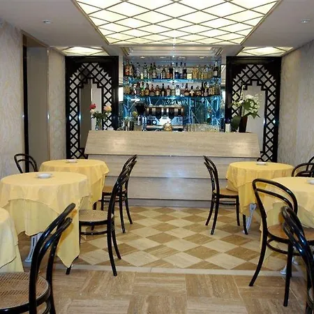 President - Vintage In Centro 호텔 4*