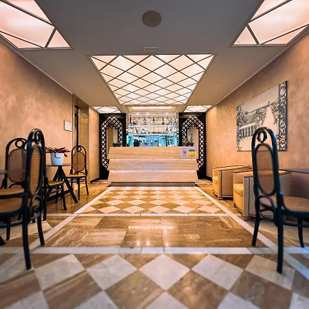 Otel President - Vintage In Centro Riccione