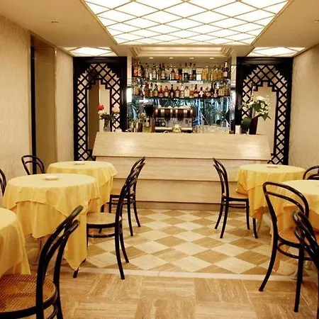 President - Vintage In Centro Riccione