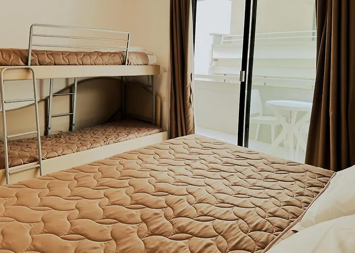 Hotel President - Vintage In Centro Riccione