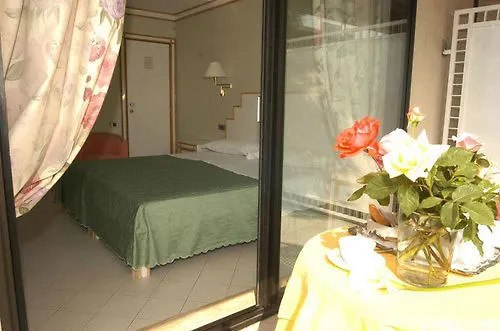 Hotel President - Vintage In Centro