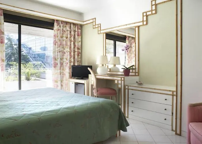 President - Vintage In Centro